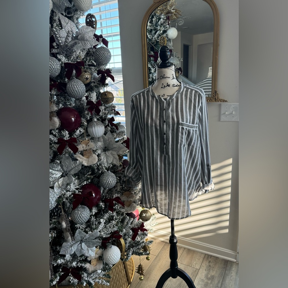 Lucky Brand Top Striped Long Sleeve - Picture 2 of 9